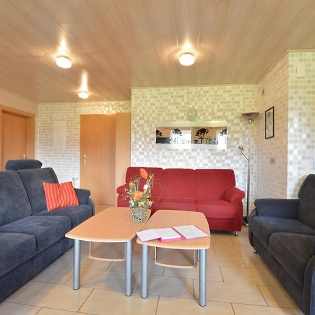 Comfy Holiday Home In Burg Reuland With Sauna Terrace Bbq 外观 照片