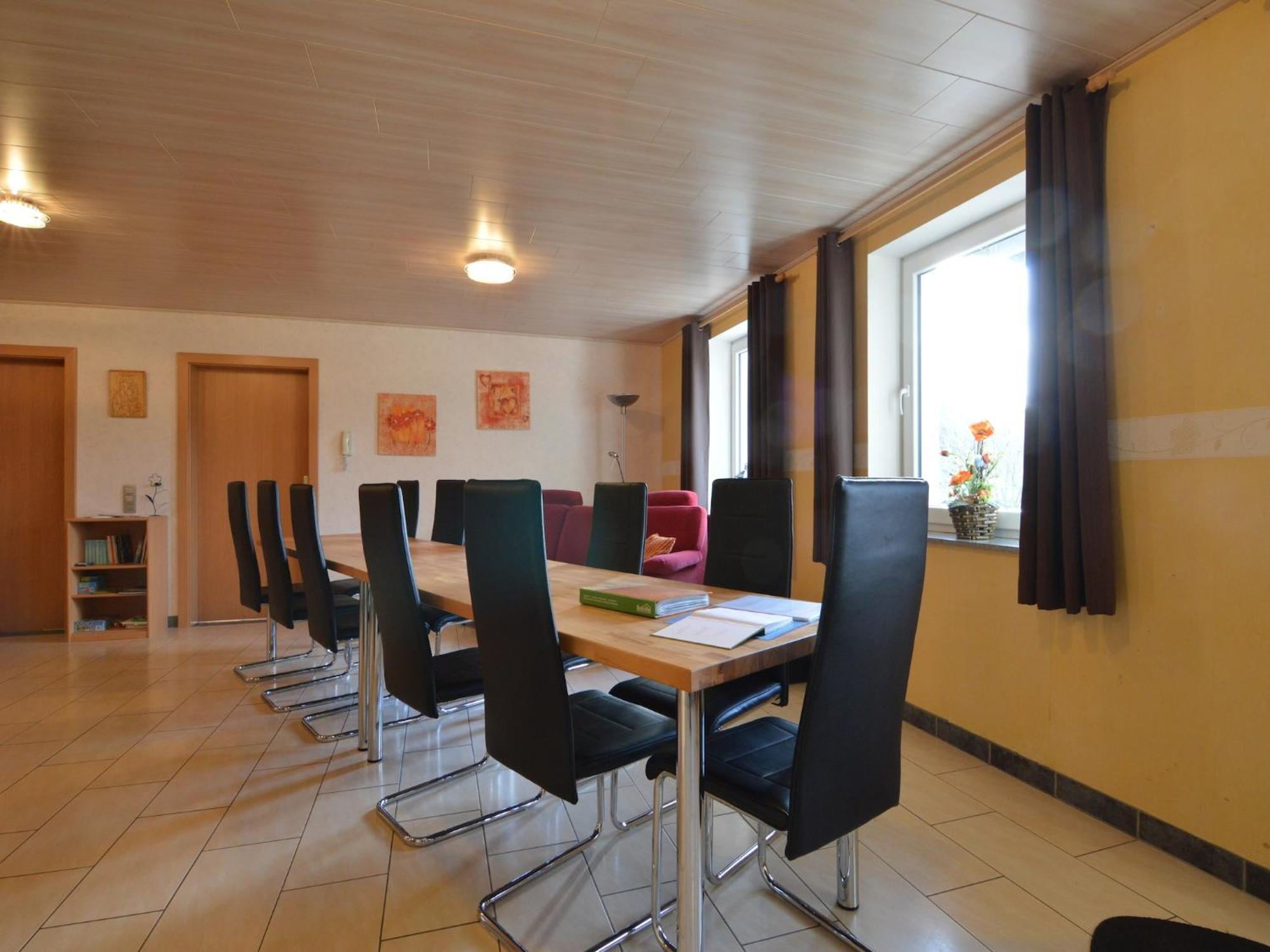 Comfy Holiday Home In Burg Reuland With Sauna Terrace Bbq 外观 照片