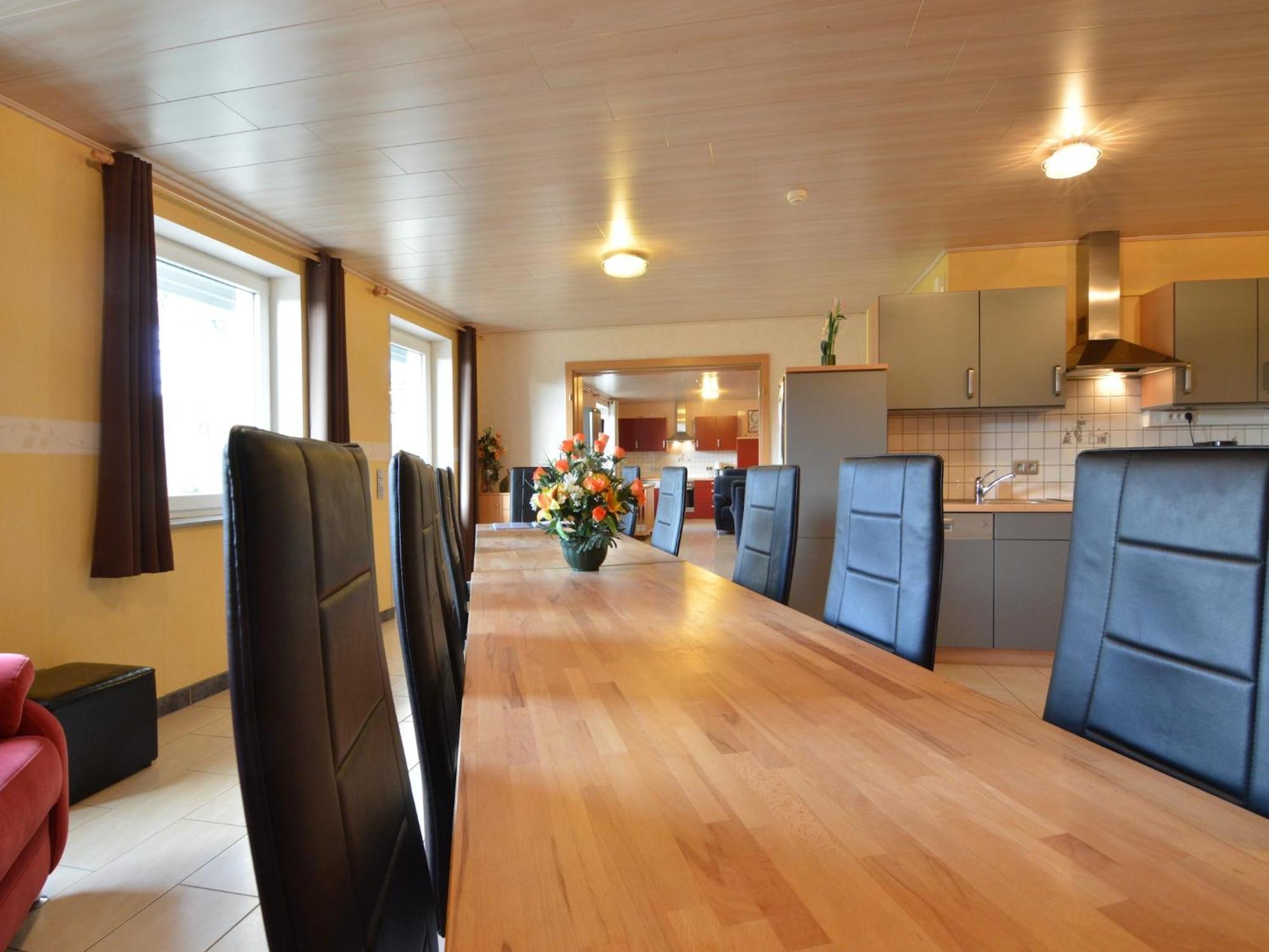 Comfy Holiday Home In Burg Reuland With Sauna Terrace Bbq 外观 照片