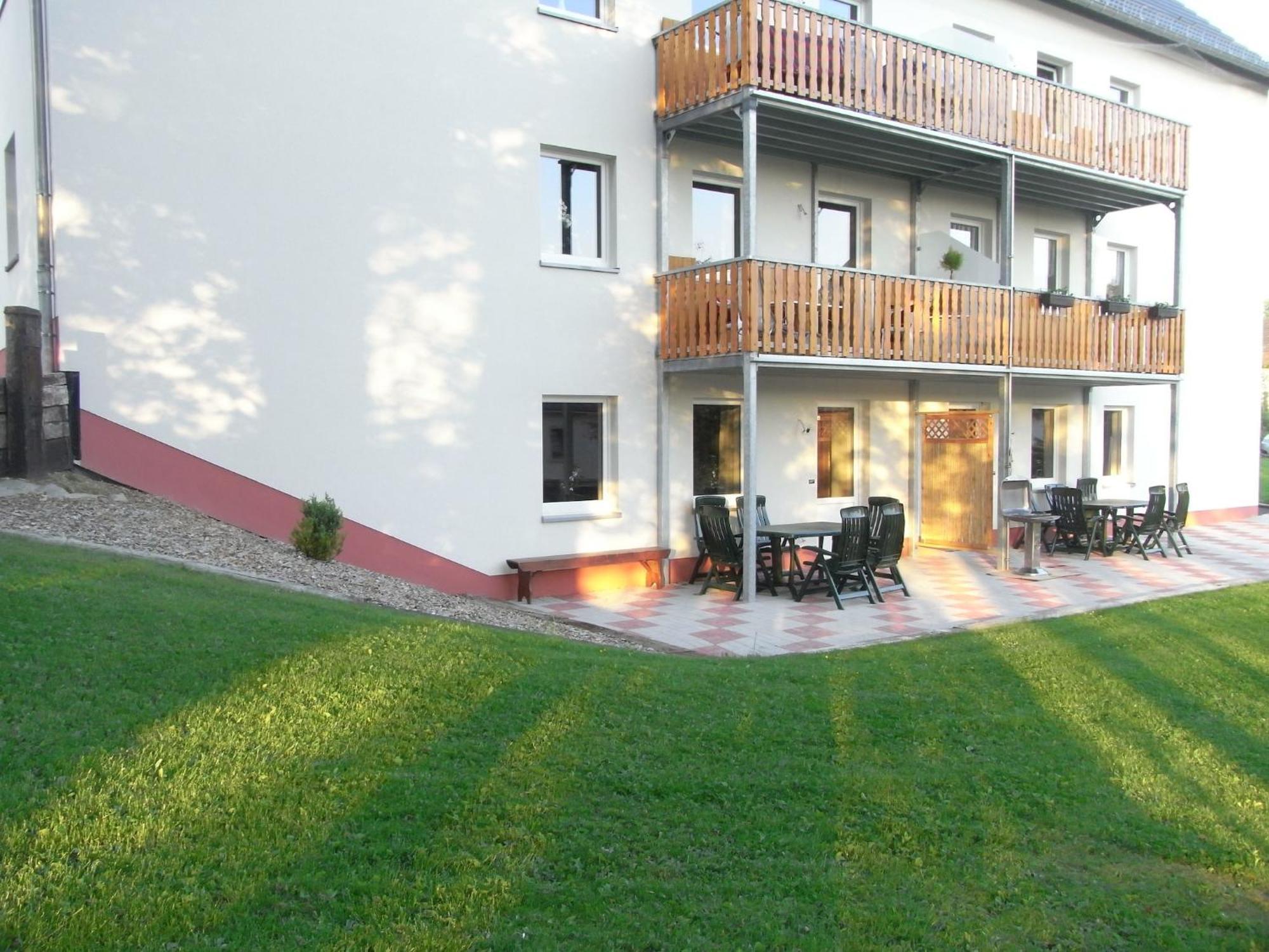 Comfy Holiday Home In Burg Reuland With Sauna Terrace Bbq 外观 照片