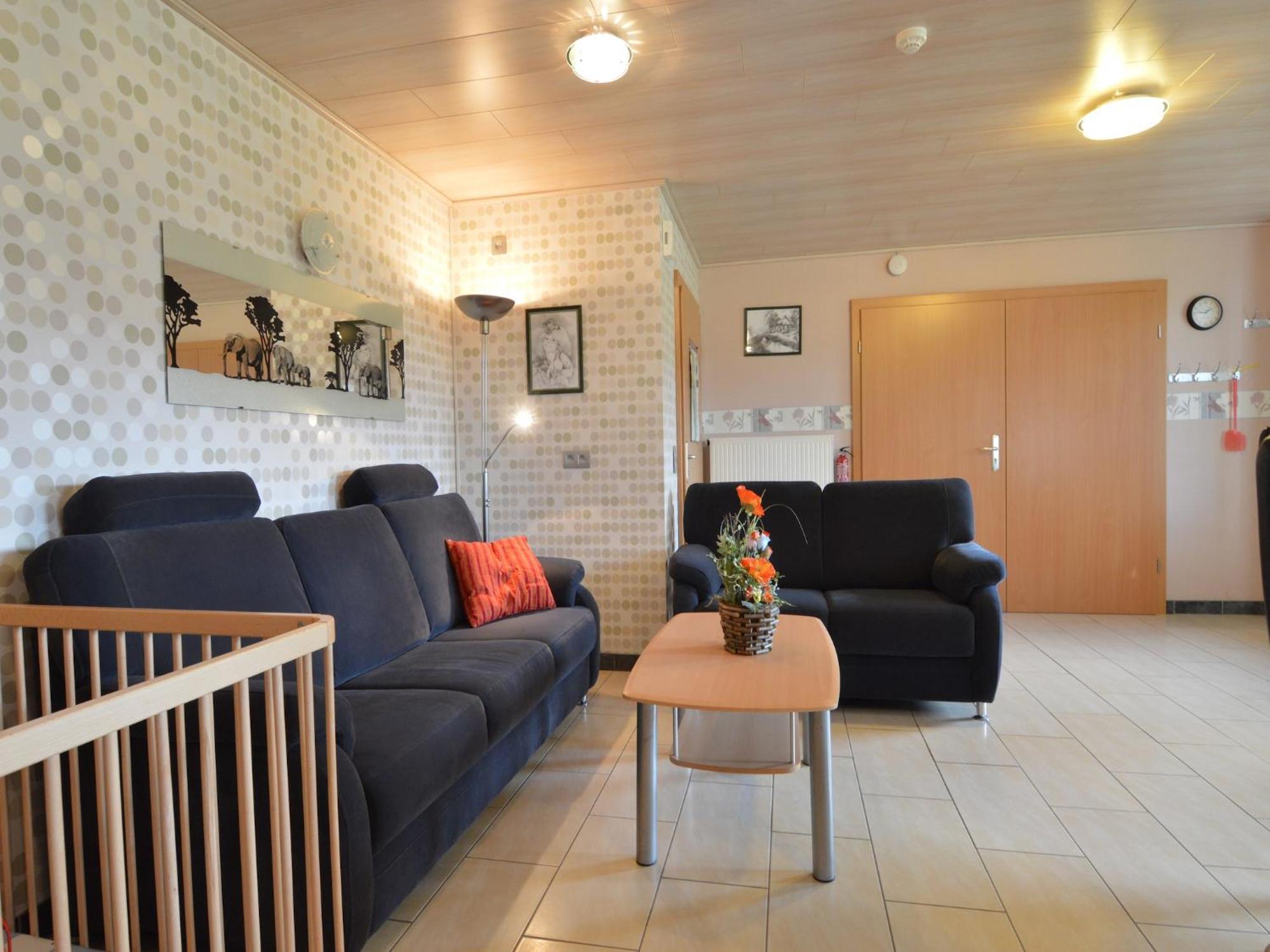 Comfy Holiday Home In Burg Reuland With Sauna Terrace Bbq 外观 照片