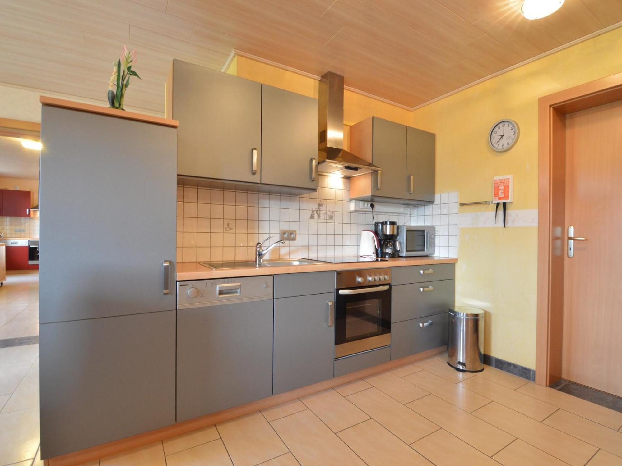 Comfy Holiday Home In Burg Reuland With Sauna Terrace Bbq 外观 照片
